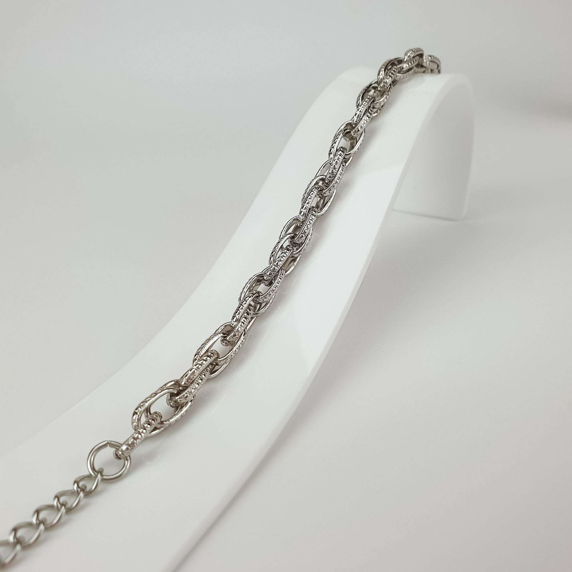 Regulējama ķēdes rokassprādze 19–22 cm