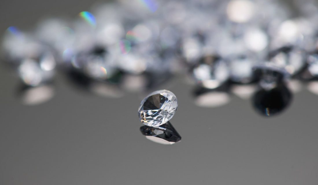 Rotaslietas ar cirkoniem – pieejams mirdzums, kas nekad nezaudē šarmu