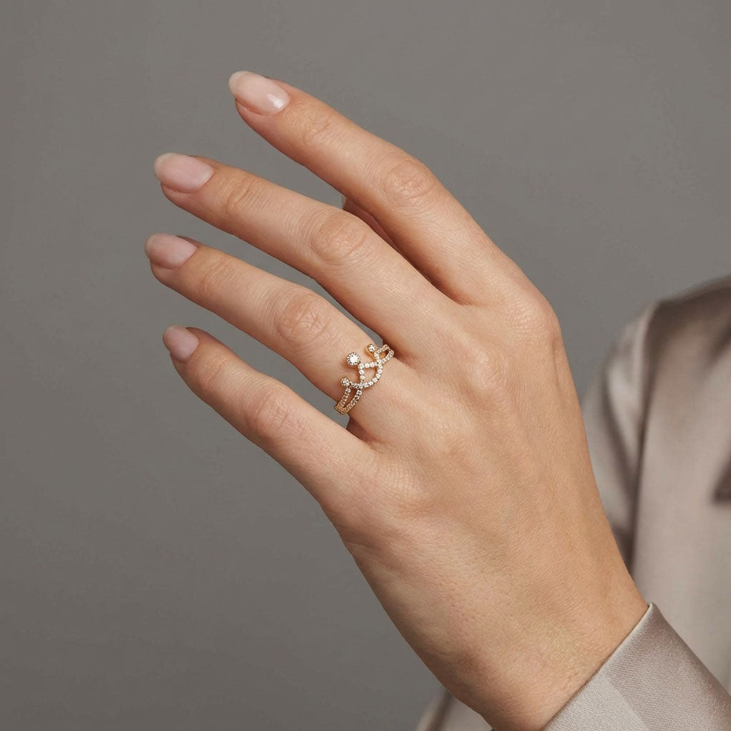 Kroonisõrmus valgete tsirkoonidega