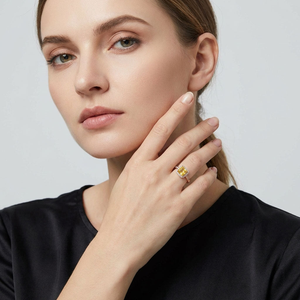 Särav sõrmus kollase tsirkooniga