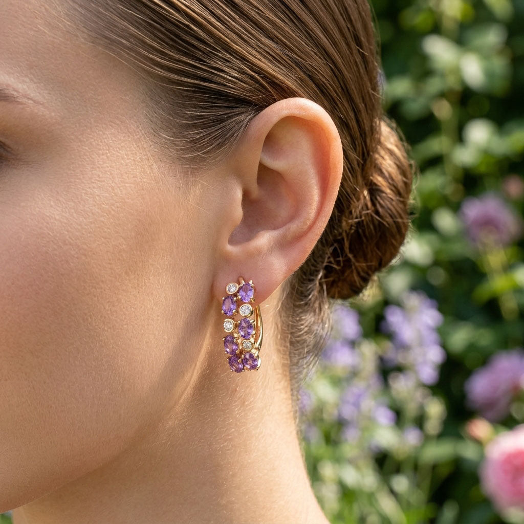 Säravad sirelikarva tsirkoonidega kõrvarõngad