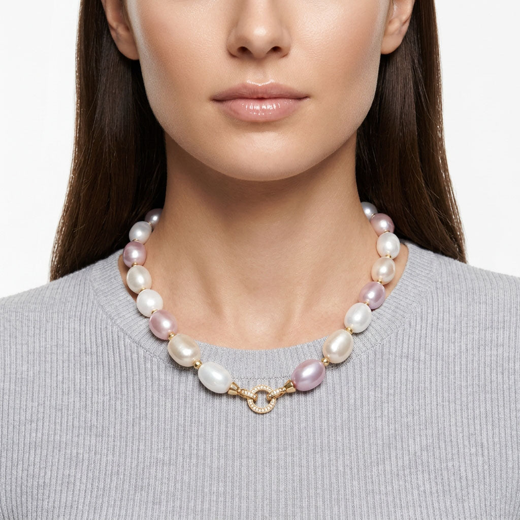 Трёхцветное ожерелье из искусственного жемчуга