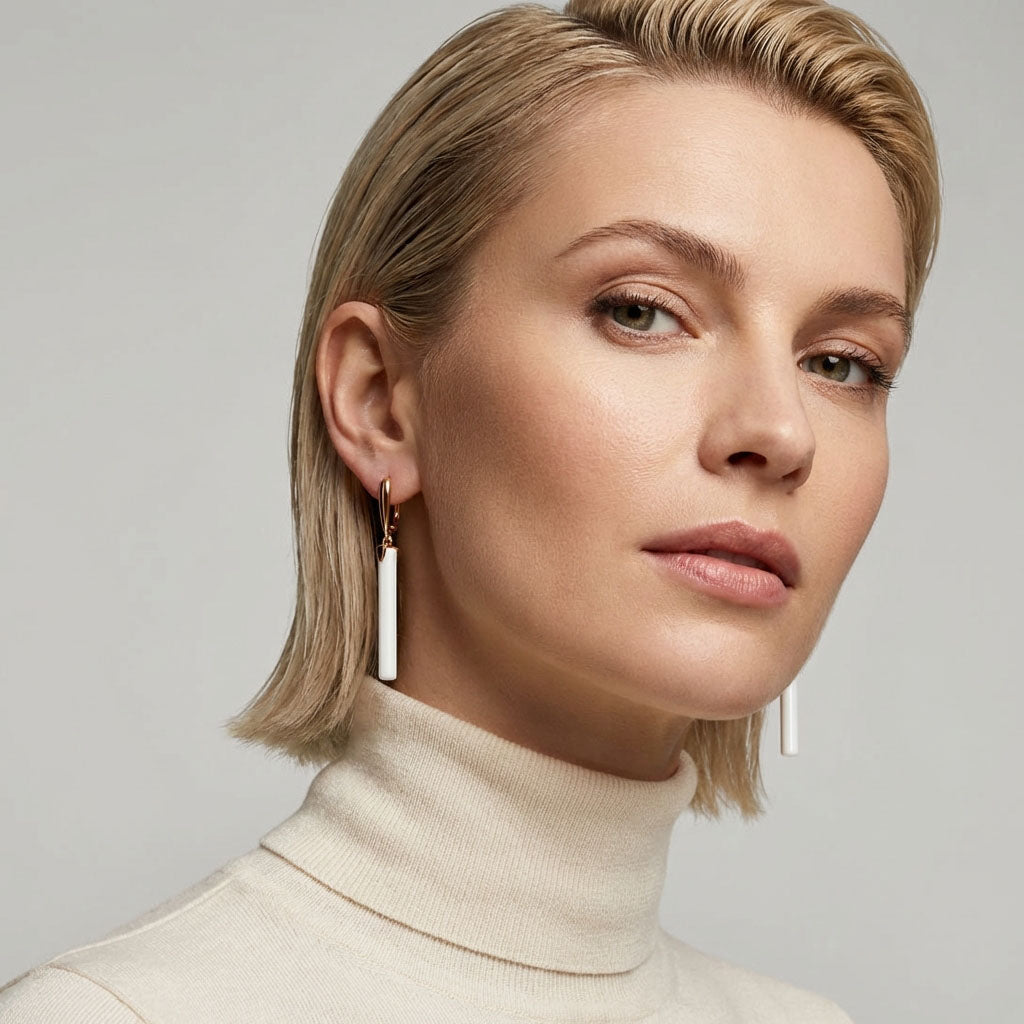Длинные женские серьги цилиндрической формы
