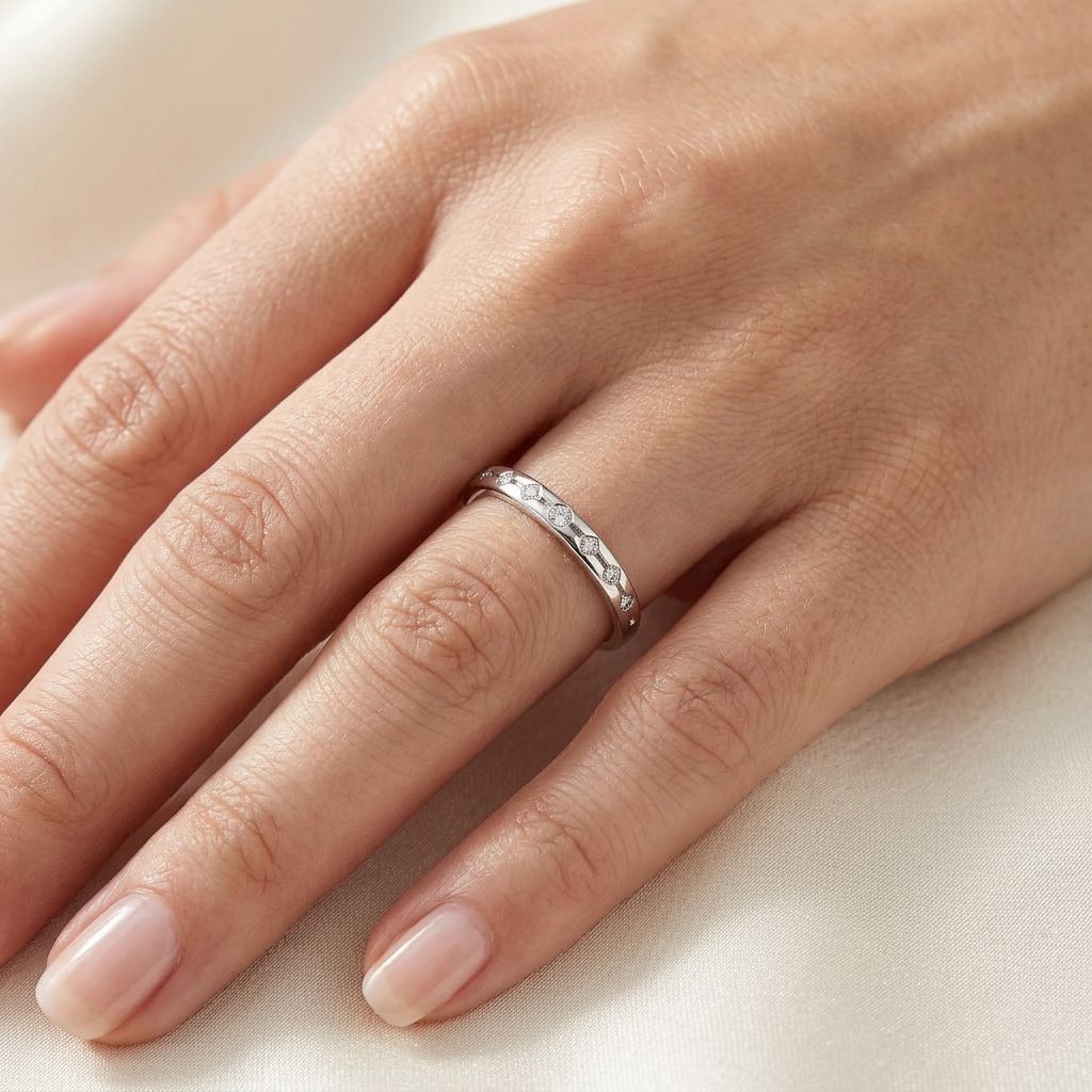 Изящное женское кольцо 3 мм