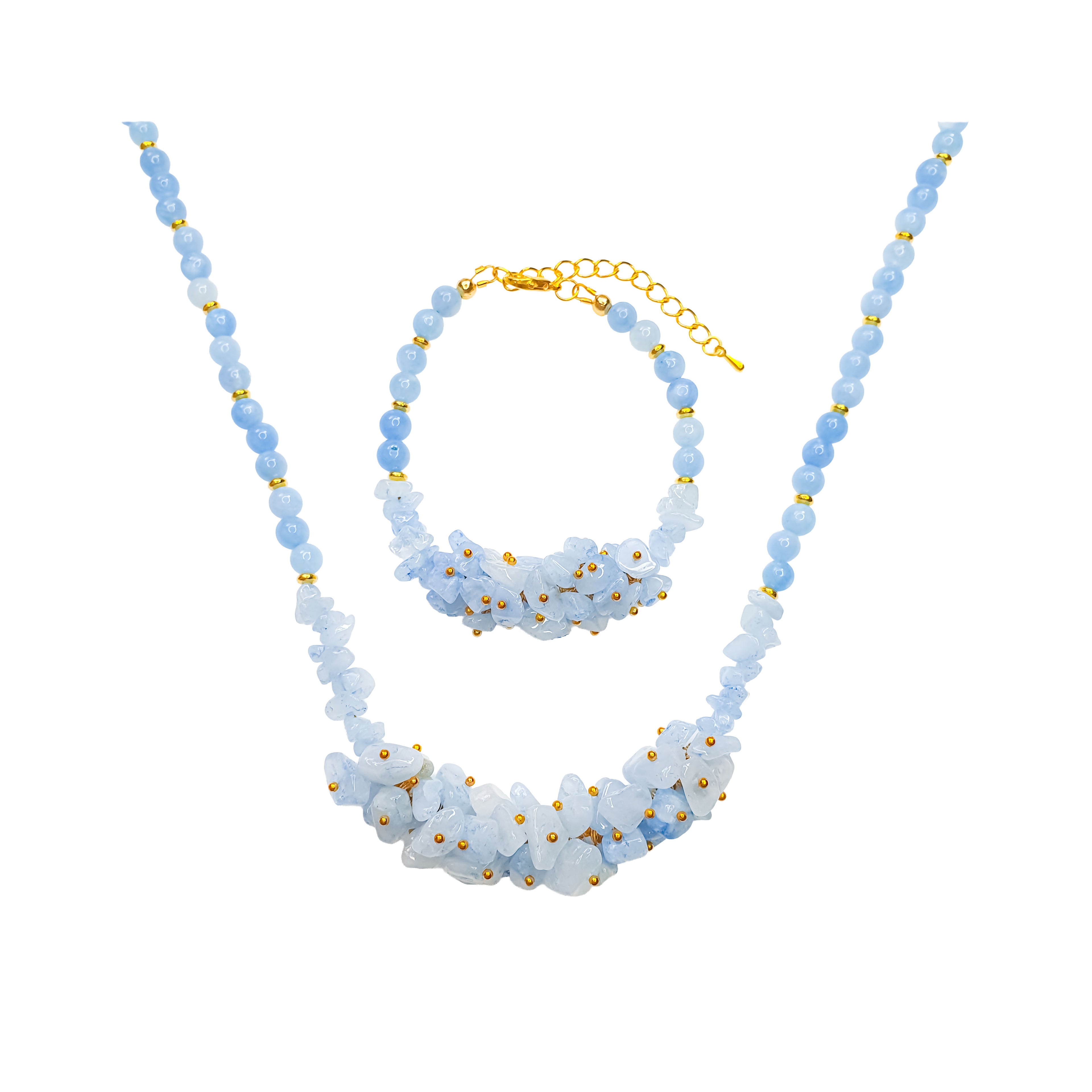 Zilas pērlītes un akmentiņi: kaklarota ar zeltainiem ielaidumiem